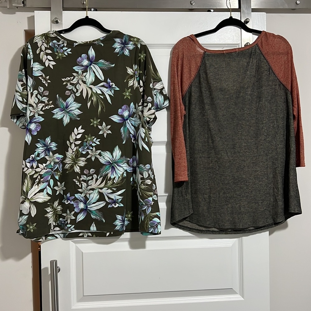 🌺PLUS SIZE Tee Bundle. Short & Baseball Quarter Tees. Floral. Feather. Flowers - Picture 3 of 10